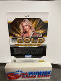 Charlotte Flair  WWE 2022 Panini Prizm WWE Gold #18