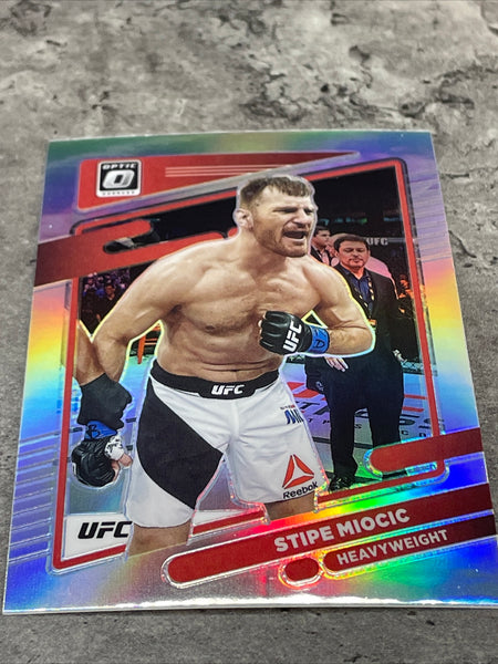 Stipe Miocic  UFC 2022 Panini Donruss Optic Holo Prizm #50