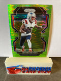 Jakobi Meyers  Patriots 2021 Panini Prizm Neon Green Pulsar Prizm #95