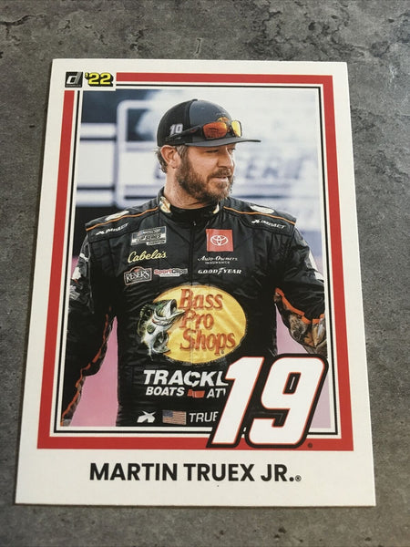 Martin Truex Jr. 2022 NASCAR Panini Donruss #142