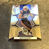Hunter Henry Patriots 2022 Panini Mosaic #136