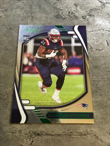 Rhamondre Stevenson   Patriots 2021 Panini Absolute Green Rookie #133