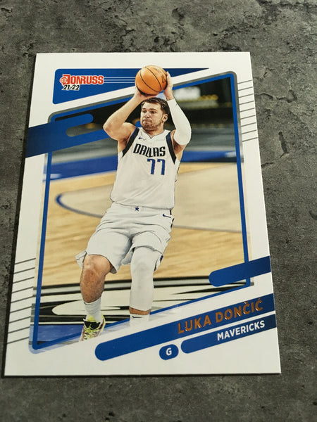 Luka Doncic  Mavericks 2021-22 Donruss #77