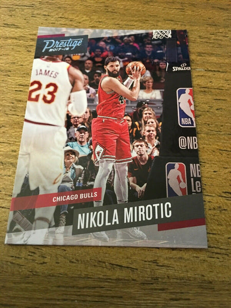 Nikola Mirotic Bulls 2017-2018 Prestige #12