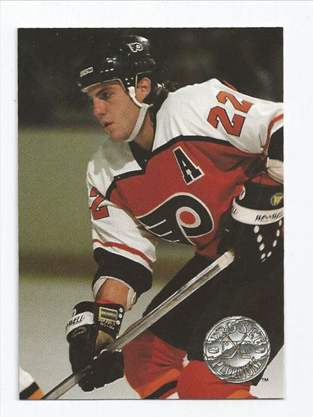 Rick Tocchet Flyers 1991-1992 Pro Set Platinum #88