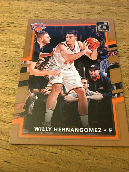 Willy Hernangomez Knicks 2017-2018 Donruss #99