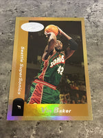 Vin Baker Supersonics 2000-01 Hoops #32