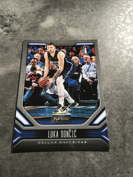 Luka Doncic  Mavericks 2019-2020 Panini Chronicles Playbook #179