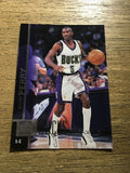 Elliot Perry Bucks 1997-1998 Upper Deck #72